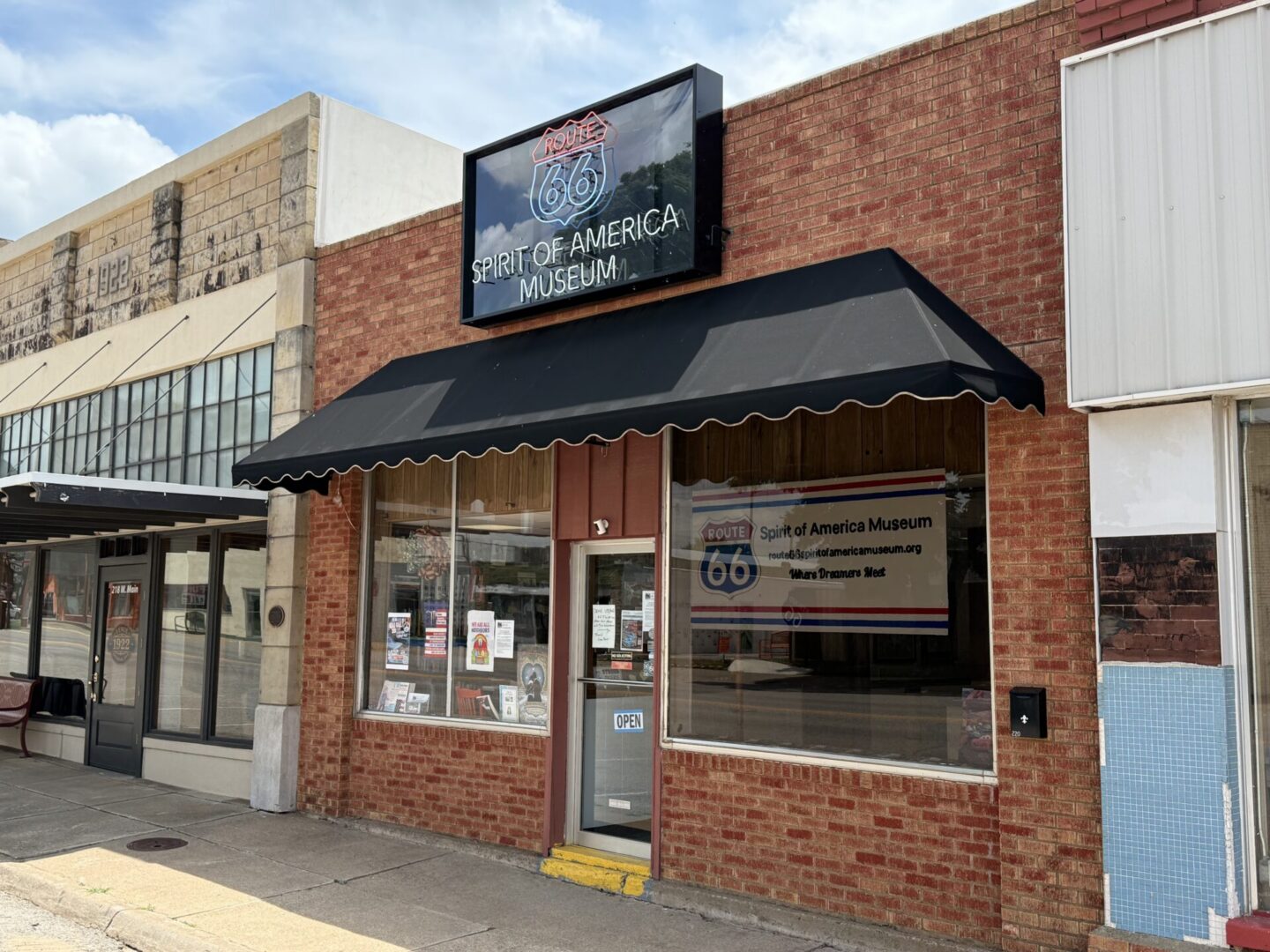 Exterior Close Up